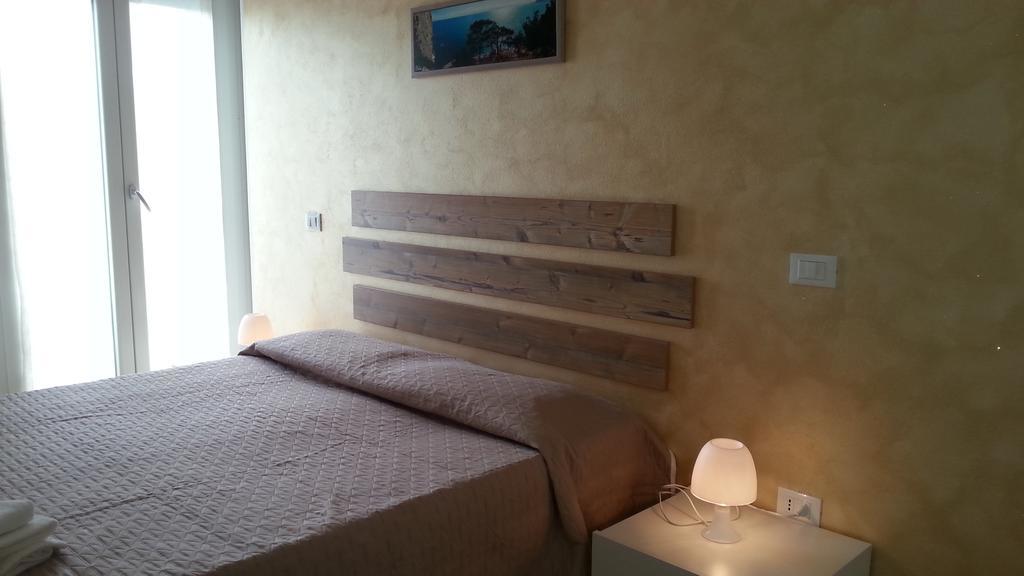 Appartamento Villa Tony Lazise Exterior foto