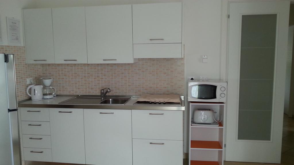 Appartamento Villa Tony Lazise Exterior foto
